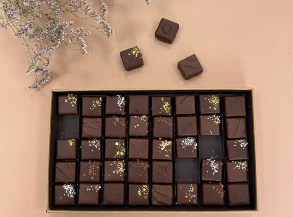 coffret chocolat noel artisanal - adb68a0e c073 4732 8871 6008a7c92e76